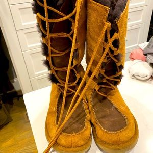 Knee Hugh Ugg boots